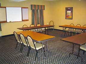 Hotel Comfort Inn & Suites