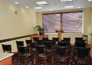 Hotel Comfort Inn & Suites