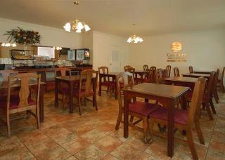Hotel Comfort Inn & Suites