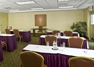 Hotel Comfort Inn & Suites