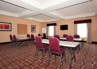 Hotel Comfort Inn & Suites