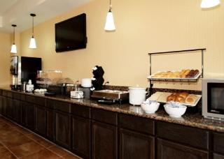 Hotel Comfort Inn & Suites