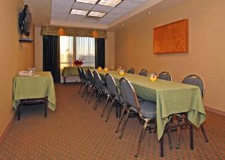 Hotel Comfort Inn & Suites