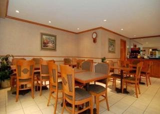 Hotel Comfort Inn & Suites Airport