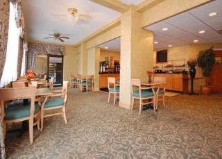 Hotel Comfort Inn & Suites Airport Camp Creek