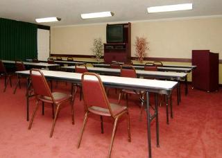 Hotel Comfort Inn & Suites At Tropicana Field
