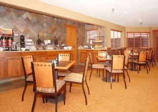 Hotel Comfort Inn & Suites By Seaside Convention Center