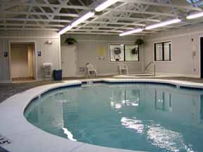 Hotel Comfort Inn & Suites-mentor