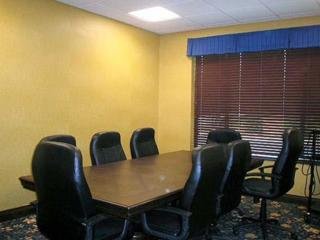 Hotel Comfort Inn & Suites Near Lake Lanier