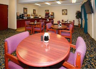 Hotel Comfort Inn & Suites Portland Intl Airport