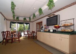 Hotel Comfort Inn West