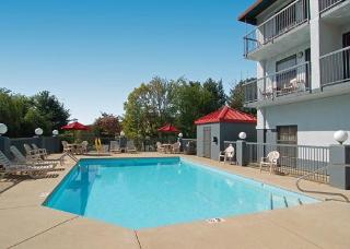 Hotel Comfort Inn West