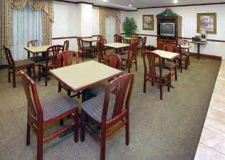 Hotel Comfort Suites
