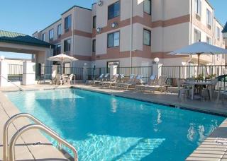 Hotel Comfort Suites