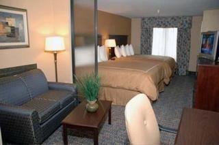Hotel Comfort Suites