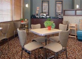 Hotel Comfort Suites