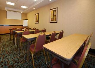 Hotel Comfort Suites
