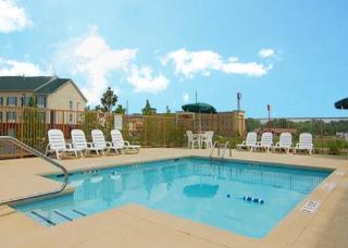 Hotel Comfort Suites