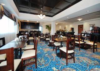 Hotel Comfort Suites