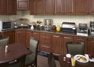 Hotel Comfort Suites