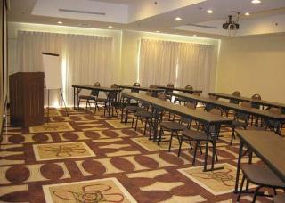Hotel Comfort Suites