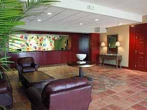 Hotel Comfort Suites