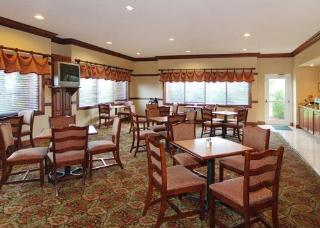 Hotel Comfort Suites