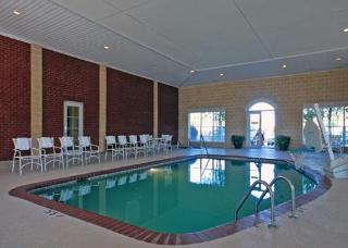 Hotel Comfort Suites