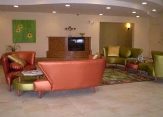 Hotel Comfort Suites