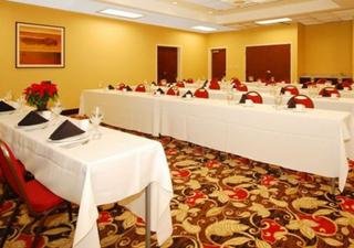 Hotel Comfort Suites