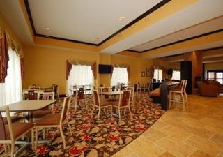 Hotel Comfort Suites