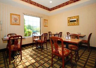 Hotel Comfort Suites