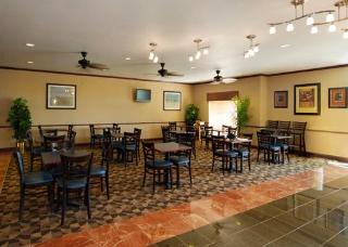 Hotel Comfort Suites