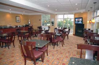 Hotel Comfort Suites