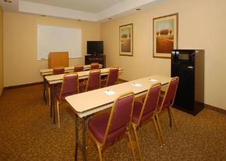 Hotel Comfort Suites