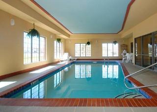 Hotel Comfort Suites