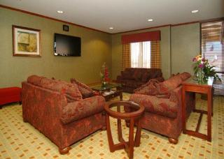 Hotel Comfort Suites