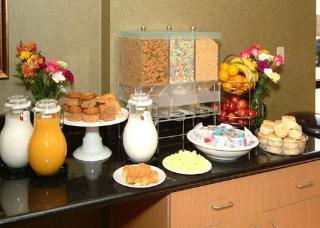 Hotel Comfort Suites