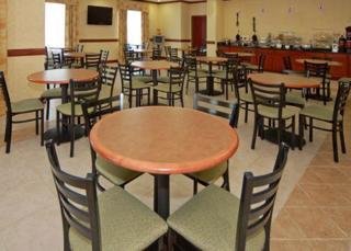 Hotel Comfort Suites