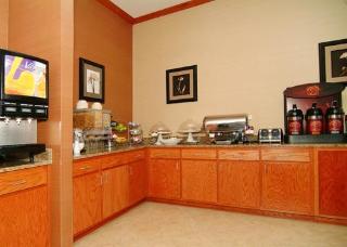 Hotel Comfort Suites