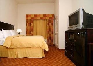 Hotel Comfort Suites