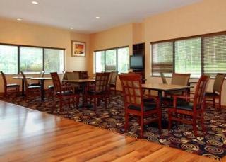 Hotel Comfort Suites