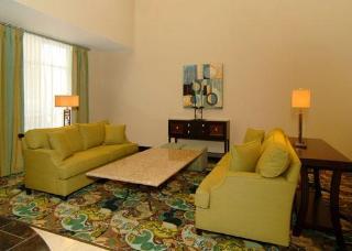 Hotel Comfort Suites