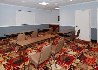 Hotel Comfort Suites