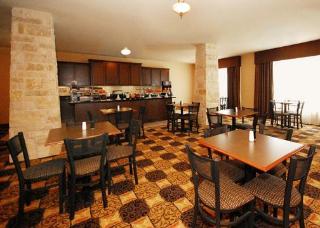 Hotel Comfort Suites