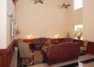 Hotel Comfort Suites