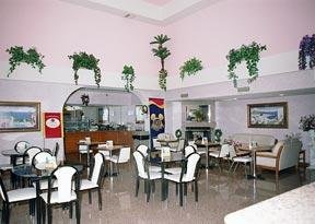 Hotel Comfort Suites