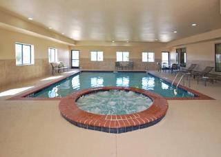 Hotel Comfort Suites