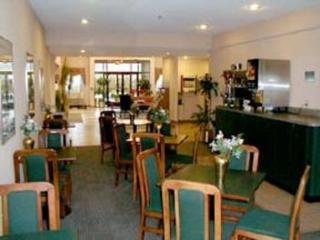 Hotel Comfort Suites