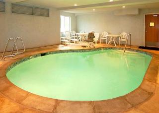 Hotel Comfort Suites